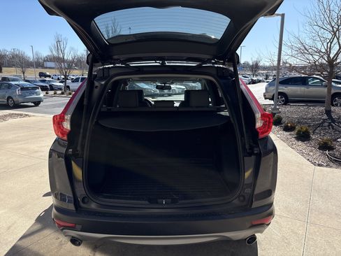 Used 2018 Honda CR-V Touring image 32