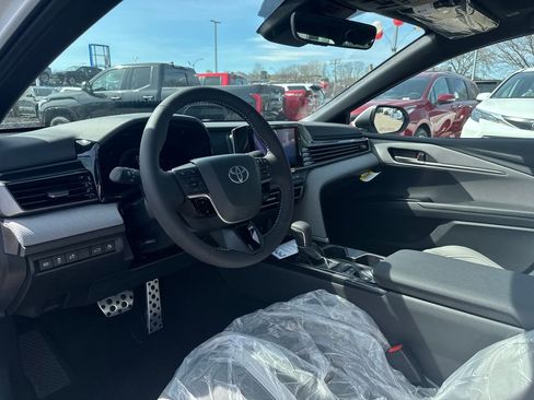 New 2026 Toyota Camry SE AWD/4WD image 16