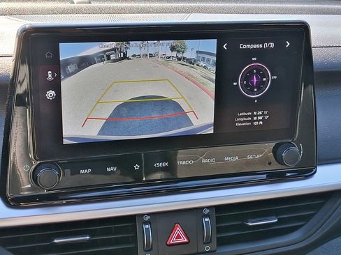 Used 2023 Kia Forte GT-Line image 9