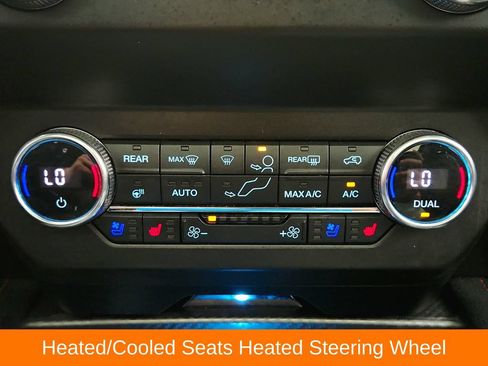 Used 2019 Ford Expedition Limited w/ Equipment Group 303A AWD/4WD image 19