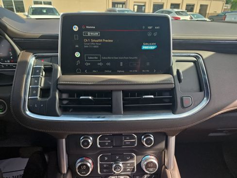 Used 2022 GMC Yukon XL SLT w/ Max Trailering Package AWD/4WD image 16