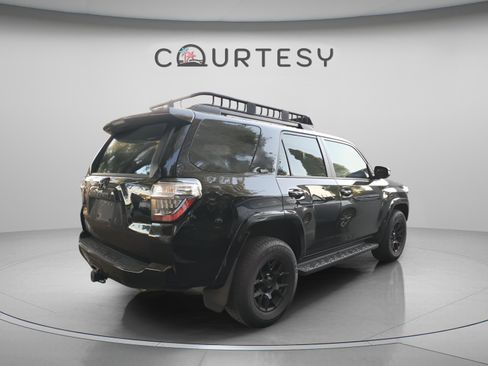 Used 2023 Toyota 4Runner SR5 Premium AWD/4WD image 15