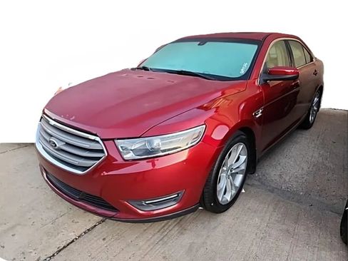 Used 2013 Ford Taurus SEL image 1