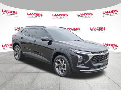 Used 2024 Chevrolet Trax LT w/ Driver Confidence Package