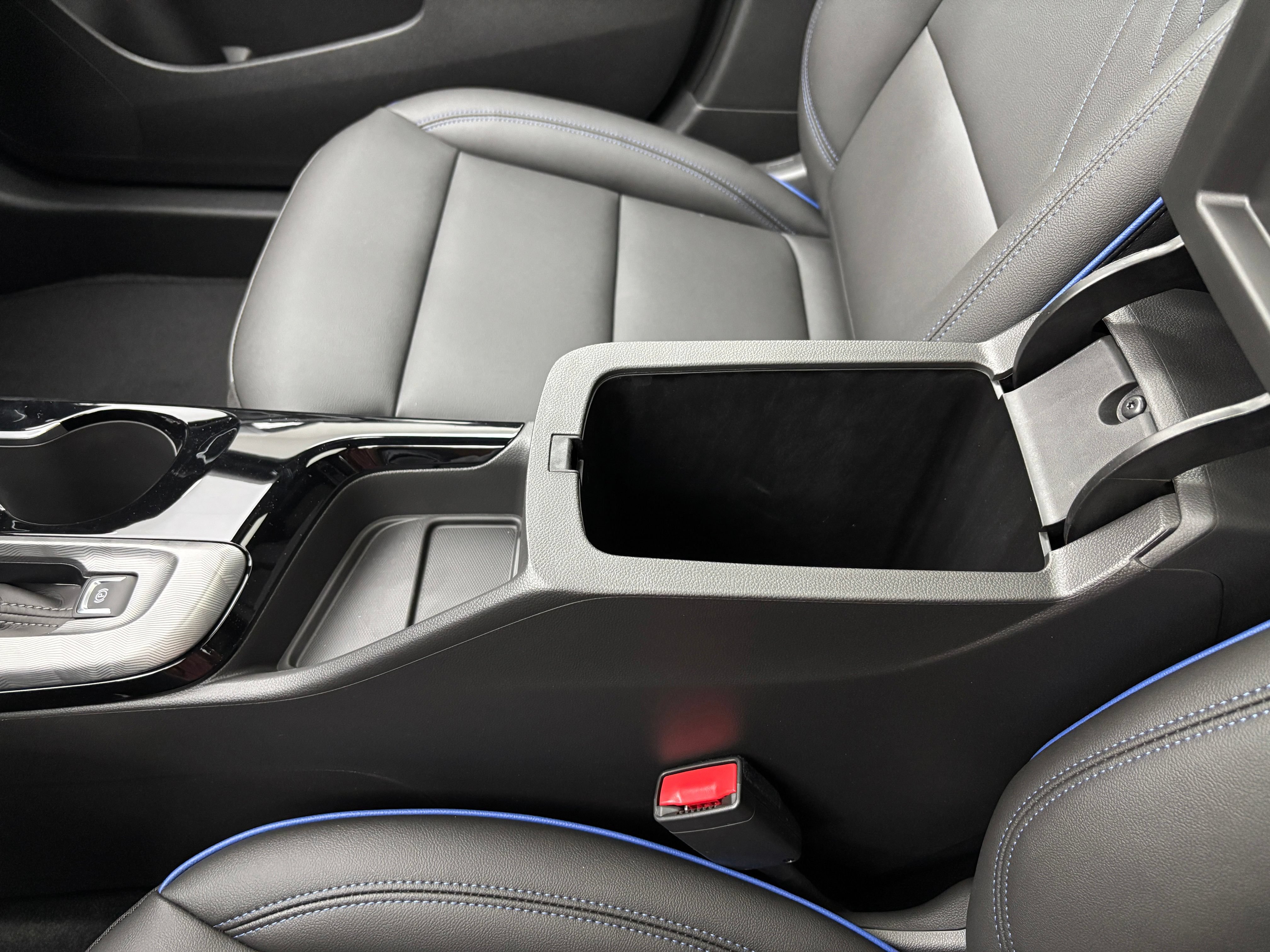 New 2026 Buick Envista Sport Touring w/ Convenience I Package FWD image 31