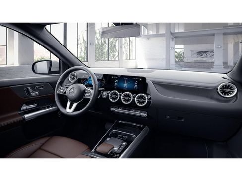 Certified 2022 Mercedes-Benz GLA 250 4MATIC image 6