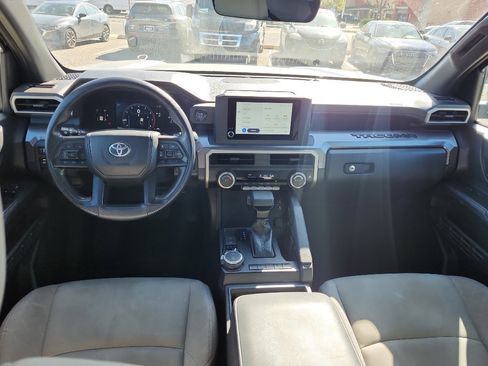 Used 2024 Toyota Tacoma SR5 AWD/4WD image 14