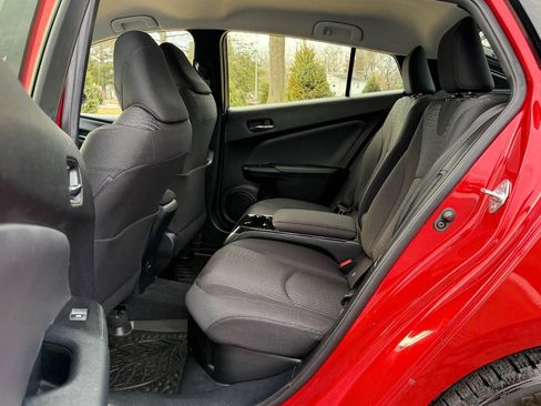 Used 2018 Toyota Prius Prime Plus image 13