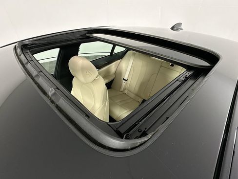 Used 2020 BMW 530i w/ Convenience Package RWD image 22
