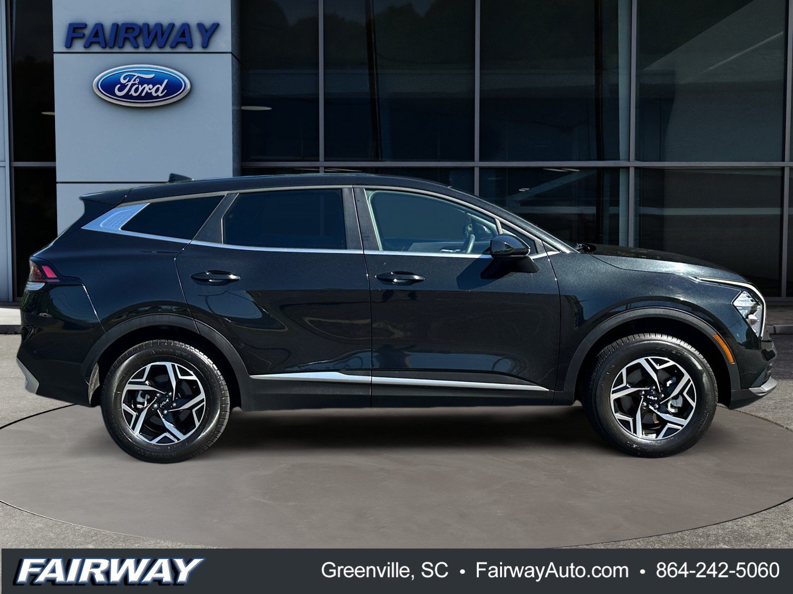 Used 2023 Kia Sportage LX AWD/4WD image 9
