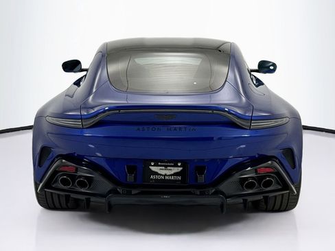 Used 2025 Aston Martin V8 Vantage Coupe image 6