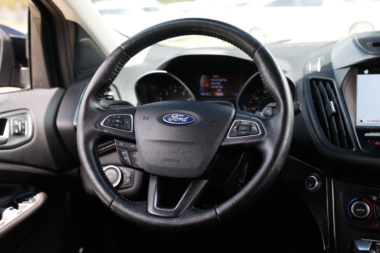 Used 2017 Ford Escape Titanium FWD image 27