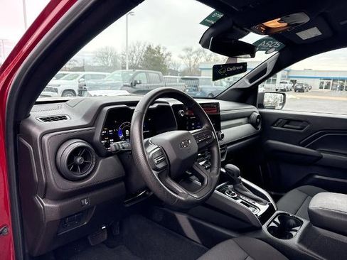 Certified 2024 Chevrolet Colorado Trail Boss w/ Advanced Trailering Package image 10