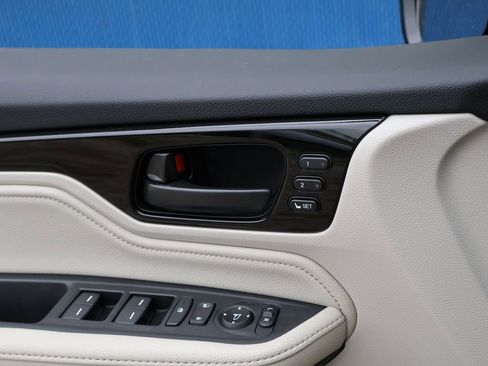 New 2026 Honda Odyssey Touring image 41