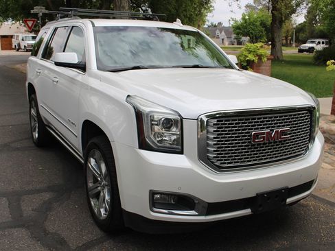 Used 2017 GMC Yukon Denali w/ Open Road Package image 45