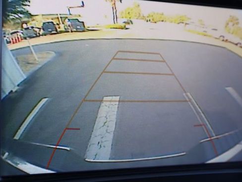 Used 2018 GMC Sierra 2500 SLE w/ SLE Preferred Package image 28