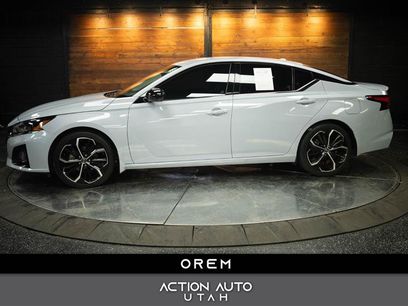 Used 2023 Nissan Altima 2.5 SR