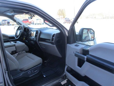 Used 2018 Ford F150 XLT w/ Equipment Group 302A Luxury image 25