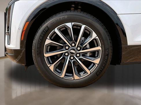 New 2026 Cadillac Lyriq Sport w/ LPO, Floor Liner Package AWD/4WD image 12