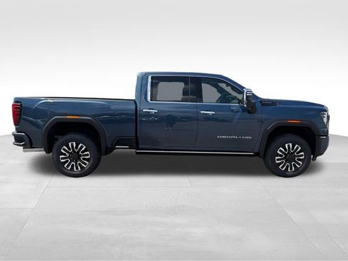 New 2026 GMC Sierra 2500 Denali Ultimate AWD/4WD image 8