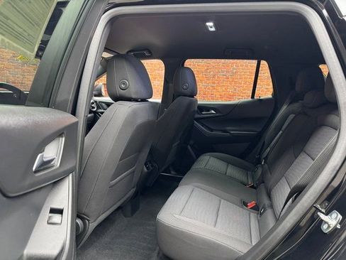 Used 2025 Chevrolet Equinox LT w/ Safety and Technology Package image 22