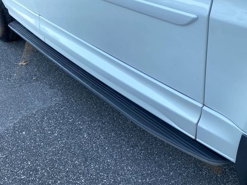 Used 2020 Land Rover Range Rover Sport SVR image 22