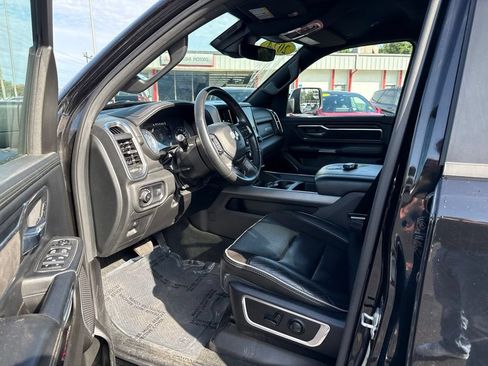 Used 2024 RAM 1500 Laramie RWD image 9