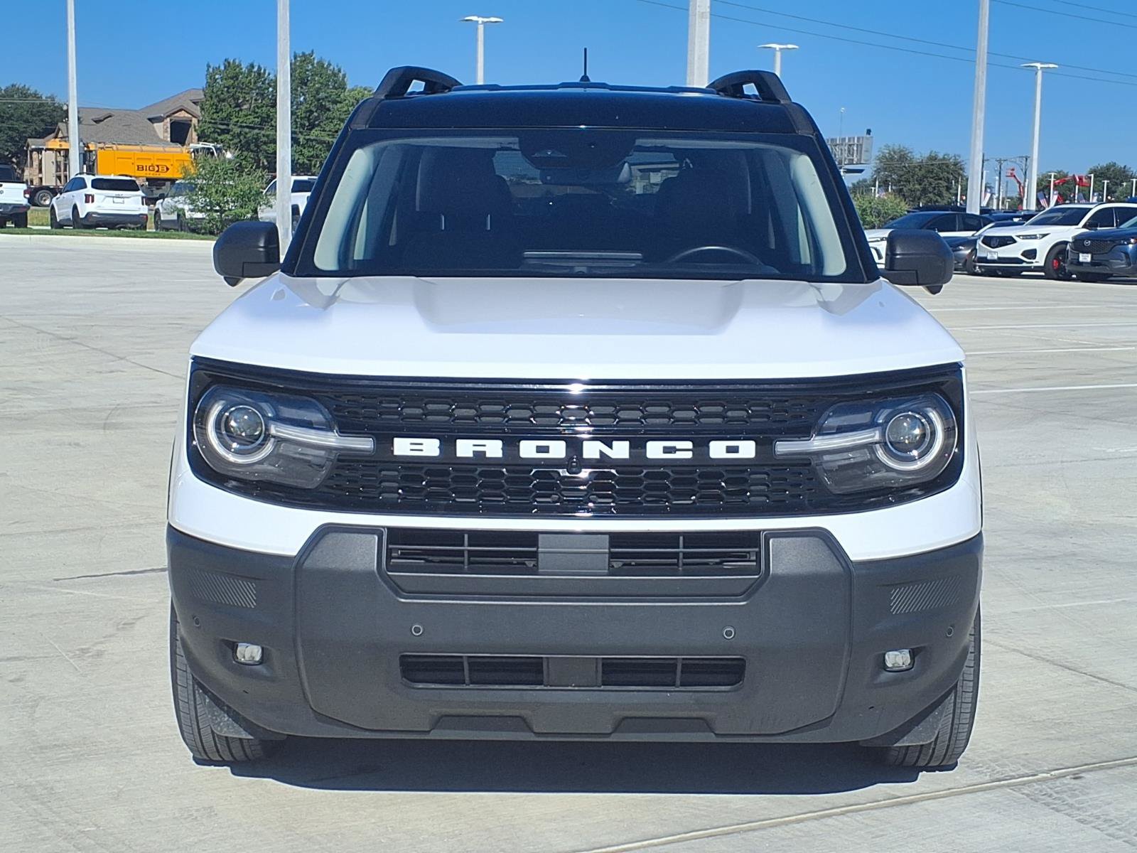 Used 2025 Ford Bronco Sport Outer Banks w/ Outer Banks Tech Package+ AWD/4WD image 2