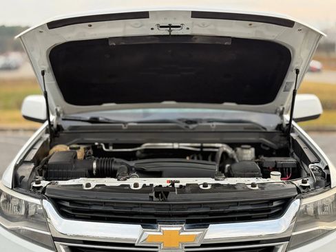 Used 2019 Chevrolet Colorado LT image 27