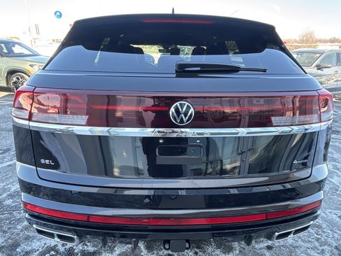 New 2026 Volkswagen Atlas Cross Sport SEL Premium R-Line image 5