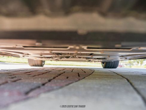 Used 2020 Aston Martin DB11 Volante image 86