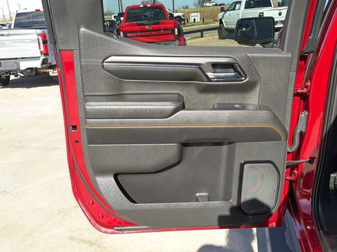 Used 2022 GMC Sierra 1500 AT4 w/ AT4 Preferred Package image 16