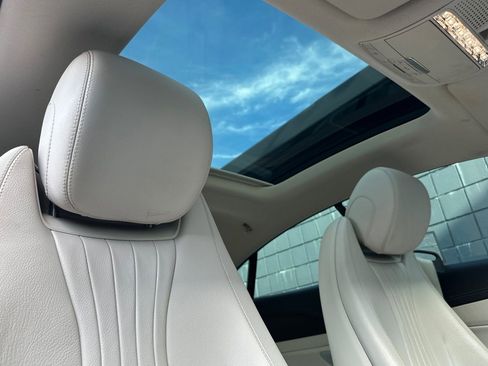 Used 2018 Mercedes-Benz E 400 E 400 image 16