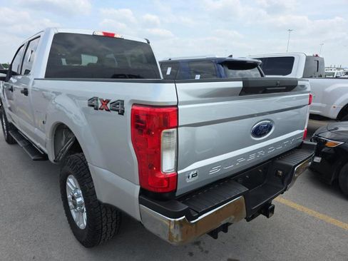 Used 2019 Ford F250 XLT AWD/4WD image 5