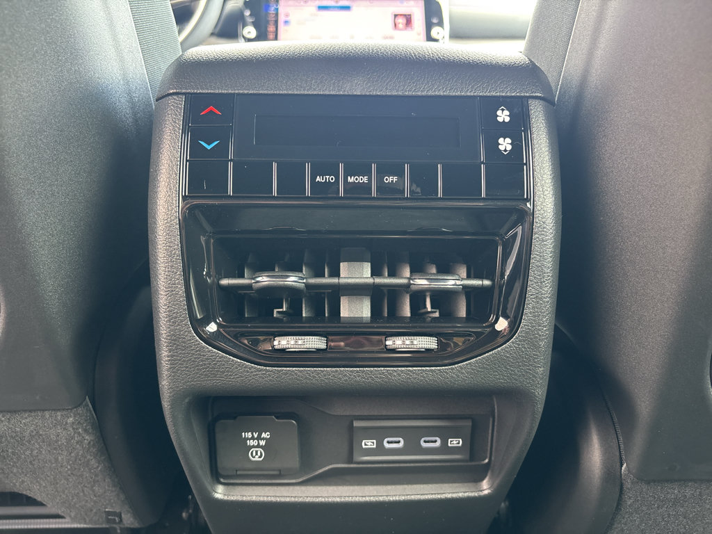 New 2027 Jeep Grand Cherokee L 4WD image 29
