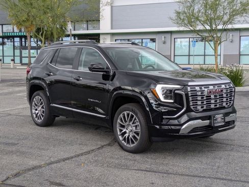 New 2026 GMC Terrain Denali w/ LPO, Black Badging Package AWD/4WD image 7