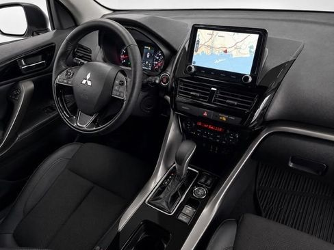 Used 2025 Mitsubishi Eclipse Cross AWD image 27