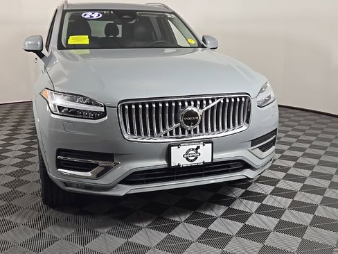 Certified 2024 Volvo XC90 B6 Plus w/ Protection Package image 3