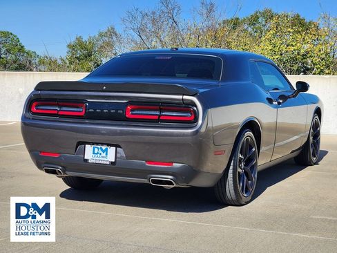 Used 2021 Dodge Challenger SXT w/ Blacktop Package image 8