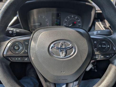 Used 2023 Toyota Corolla LE FWD image 21