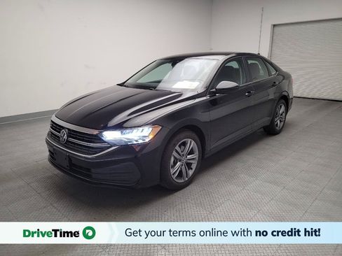 Used 2024 Volkswagen Jetta SE FWD image 1