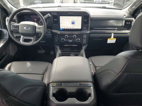 New 2026 Ford F250 Lariat w/ FX4 Off-Road Package image 11