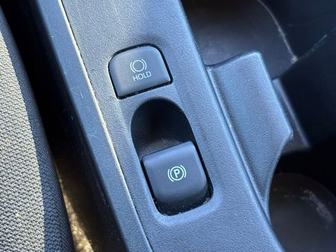 Used 2024 Toyota Corolla LE image 21