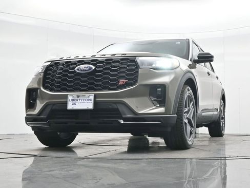 New 2026 Ford Explorer ST w/ Sun And Sound Package AWD/4WD image 35