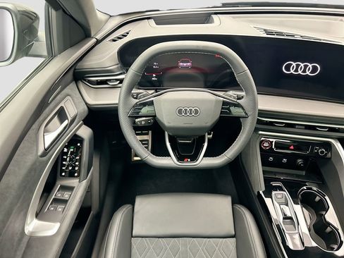 New 2025 Audi SQ5 Premium Plus image 11