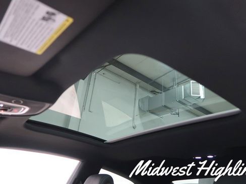 Used 2022 Audi RS 5 image 34