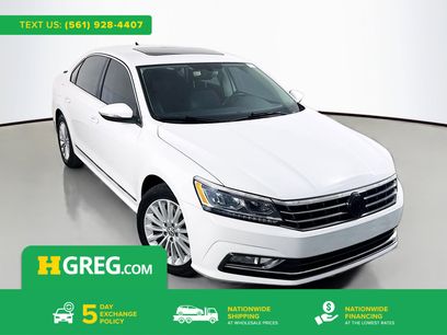Used 2016 Volkswagen Passat 1.8T SE w/ Lighting Package
