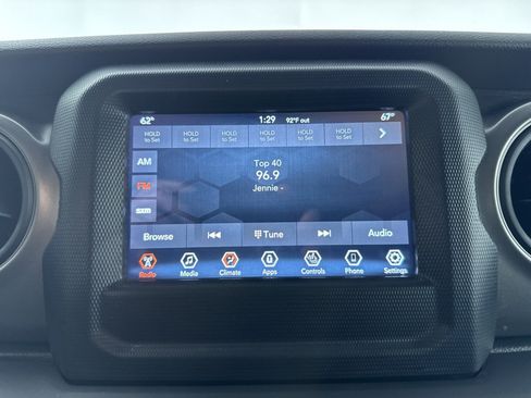 Used 2023 Jeep Wrangler Unlimited w/ Cold Weather Group AWD/4WD image 16