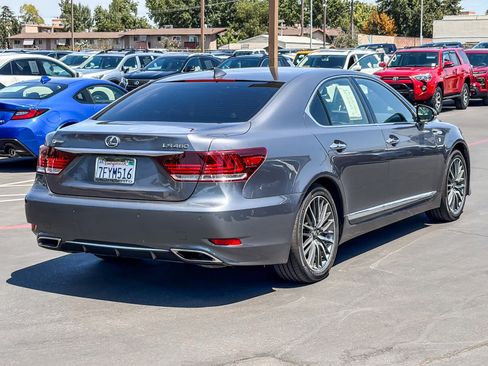 Used 2014 Lexus LS 460 w/ F Sport Package RWD image 4