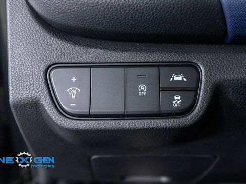 Used 2023 Kia Seltos S w/ Navigation Package AWD/4WD image 13